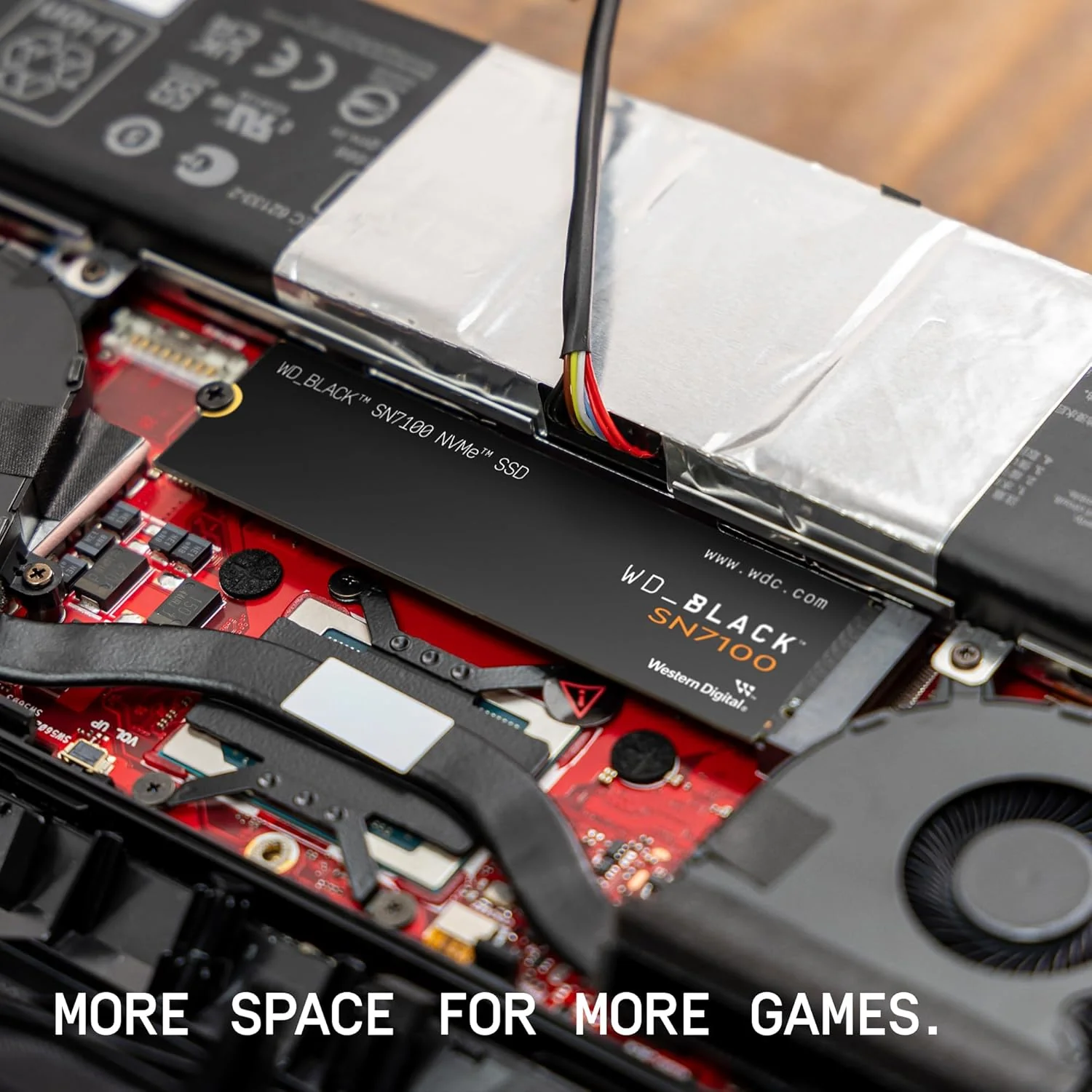 WD_BLACK SN7100 2TB NVMe SSD with PS5 heatsink