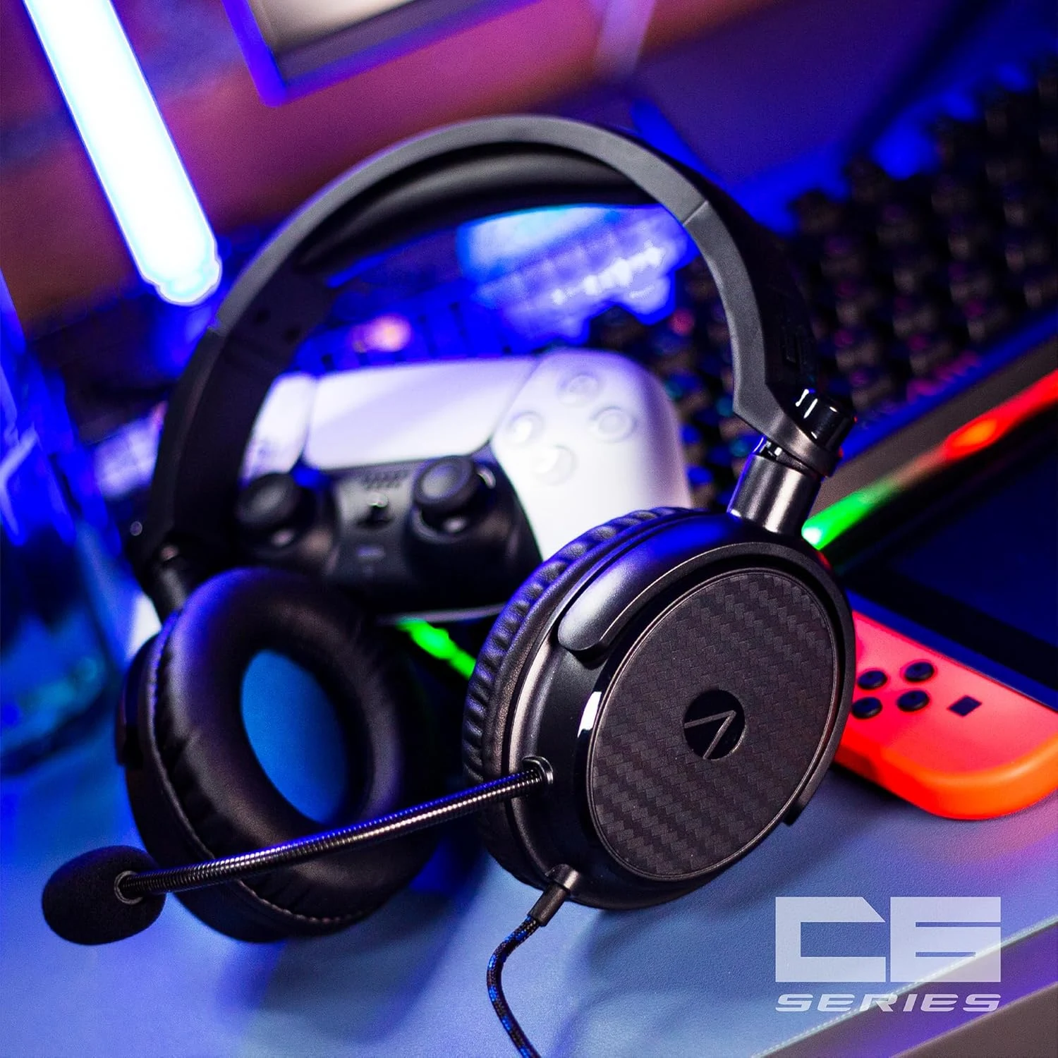 STEALTH C6-100 Wired Gaming headset - Black & Blue Over Ear