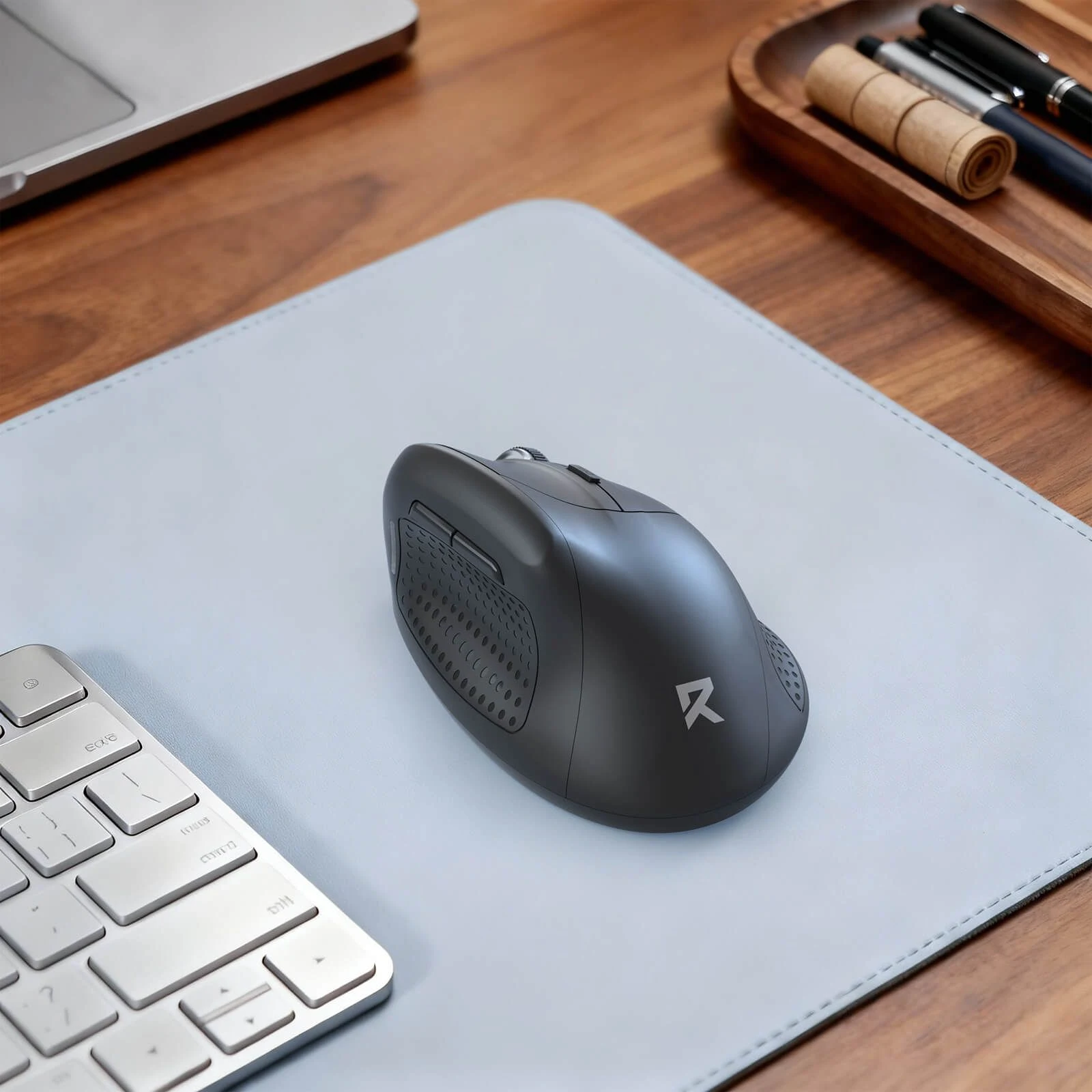 Redragon BM-4033 Wireless Vertical Ergonomic Mouse