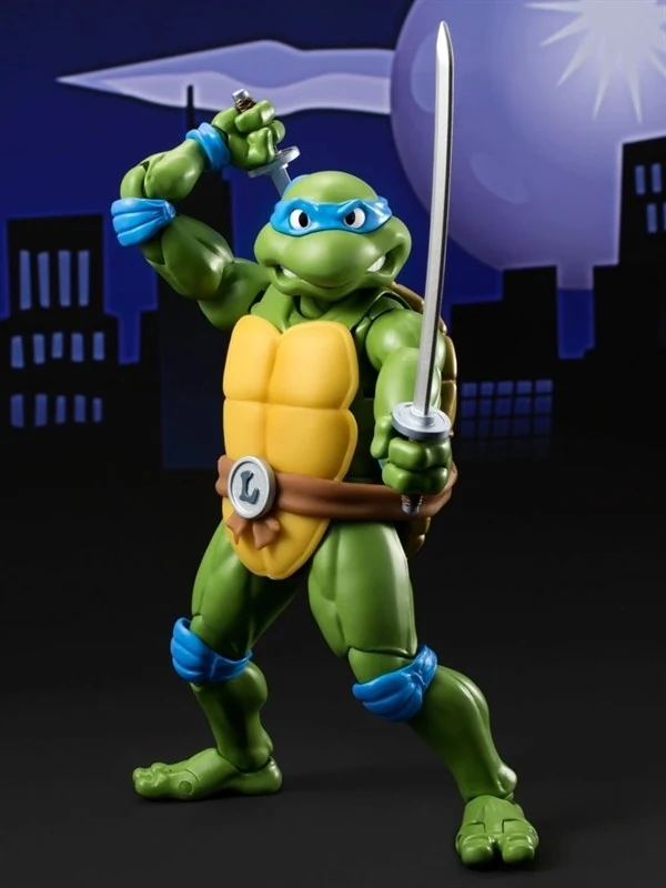Close-up sculpt of Leonardo action figure