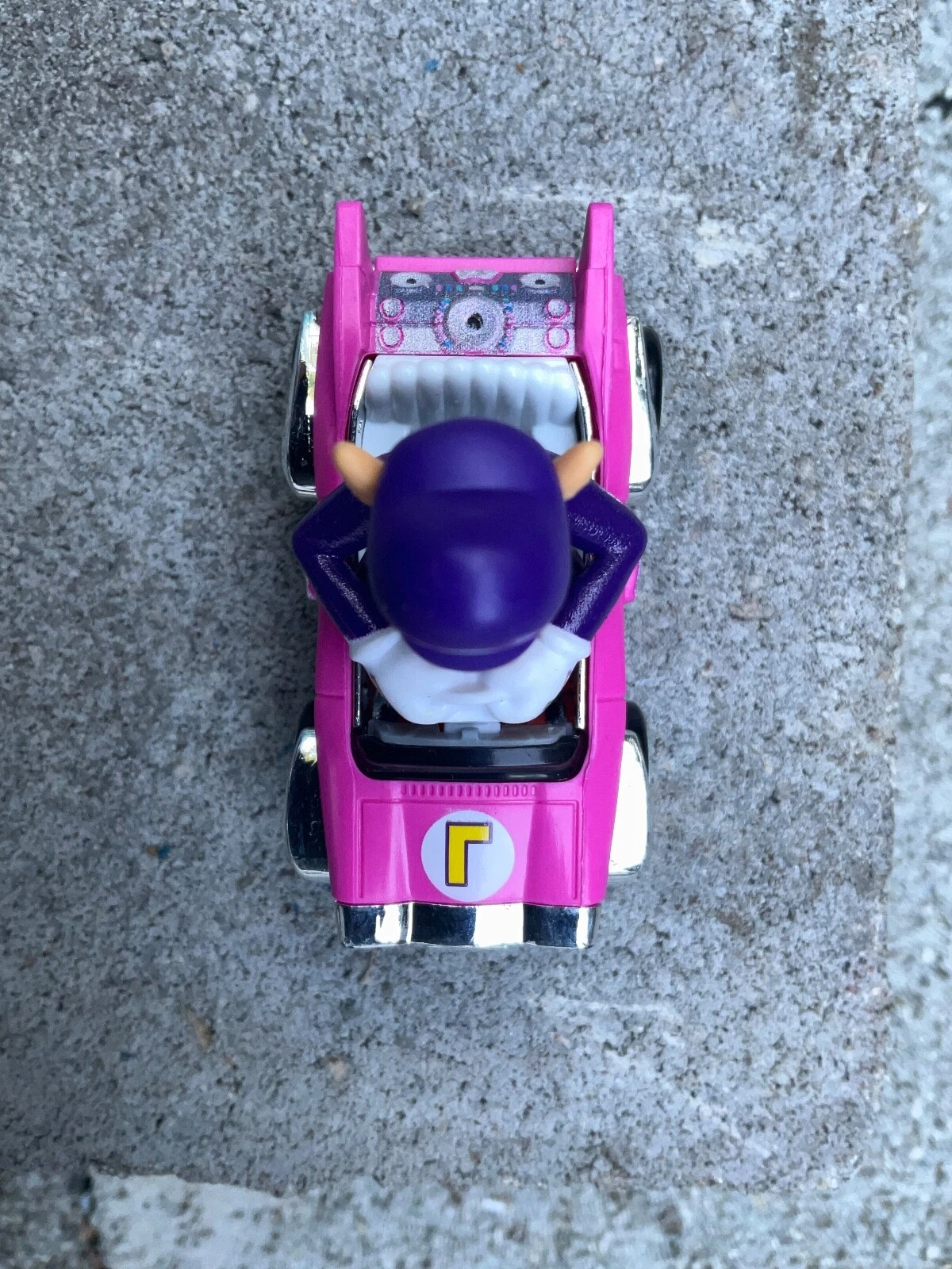 تصميم سيارة Waluigi Badwagon