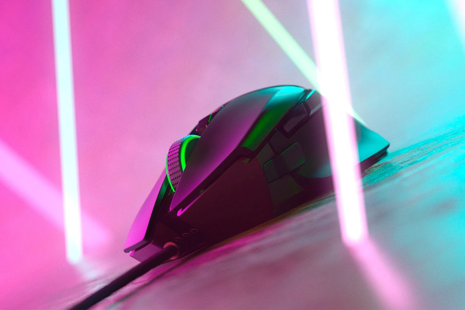 Razer Basilisk V2 - Wired Gaming Mouse