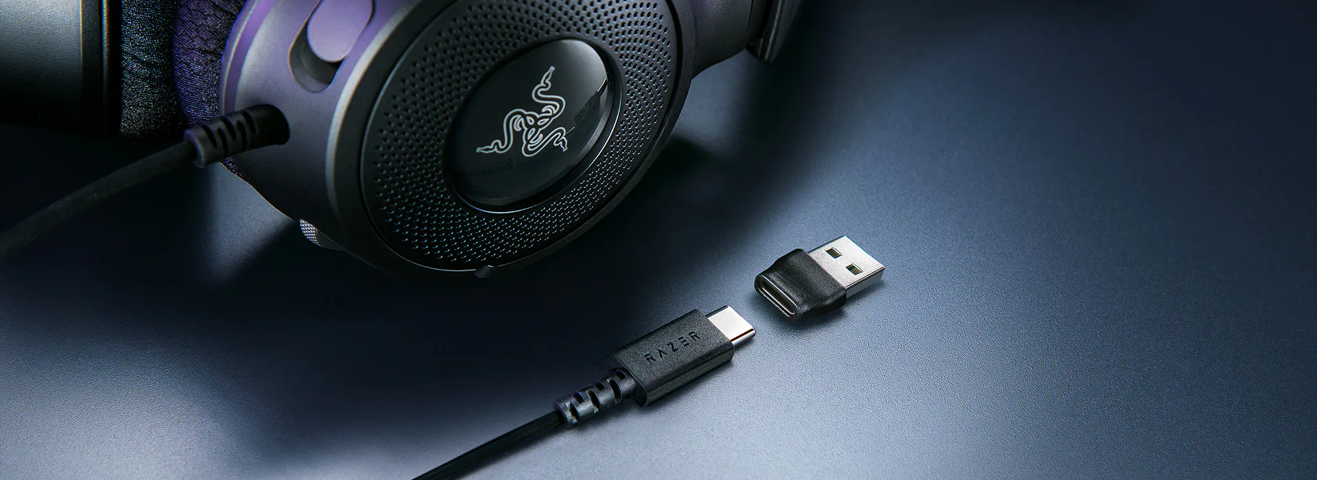 Razer Kraken V4 X convertible USB-C and USB-A cable