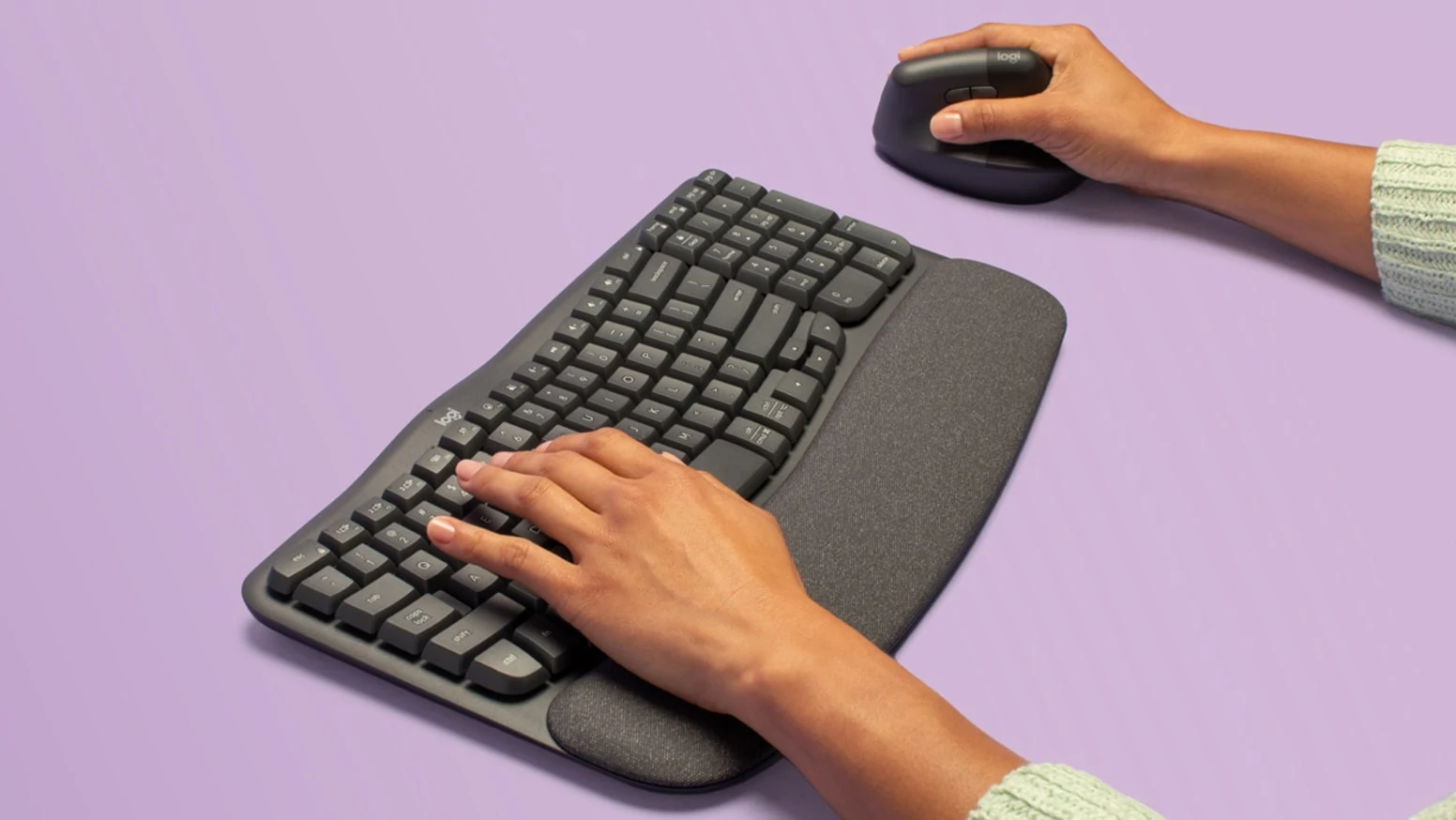 Logitech Lift Vertical Ergonomic Wireless Mouse - Graphite