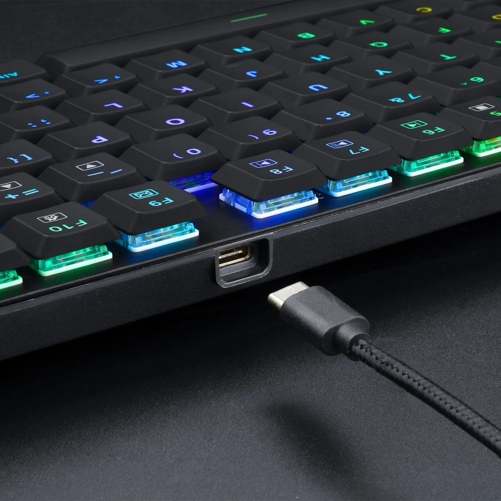 Redragon K535 RGB Mechanical Wired Gaming Keyboard Blue Switch - Black