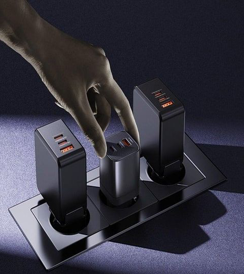 شاحن ييسيدو YC65 PD بقوة 65W بثلاثة منافذ 2 USB-C وUSB-A وقابس أوروبي للابتوب