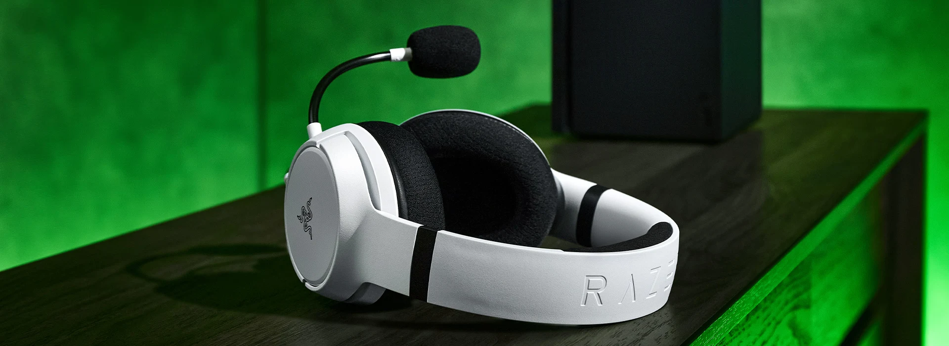 Razer Kaira X Wired Gaming Headset for Xbox - Robot White