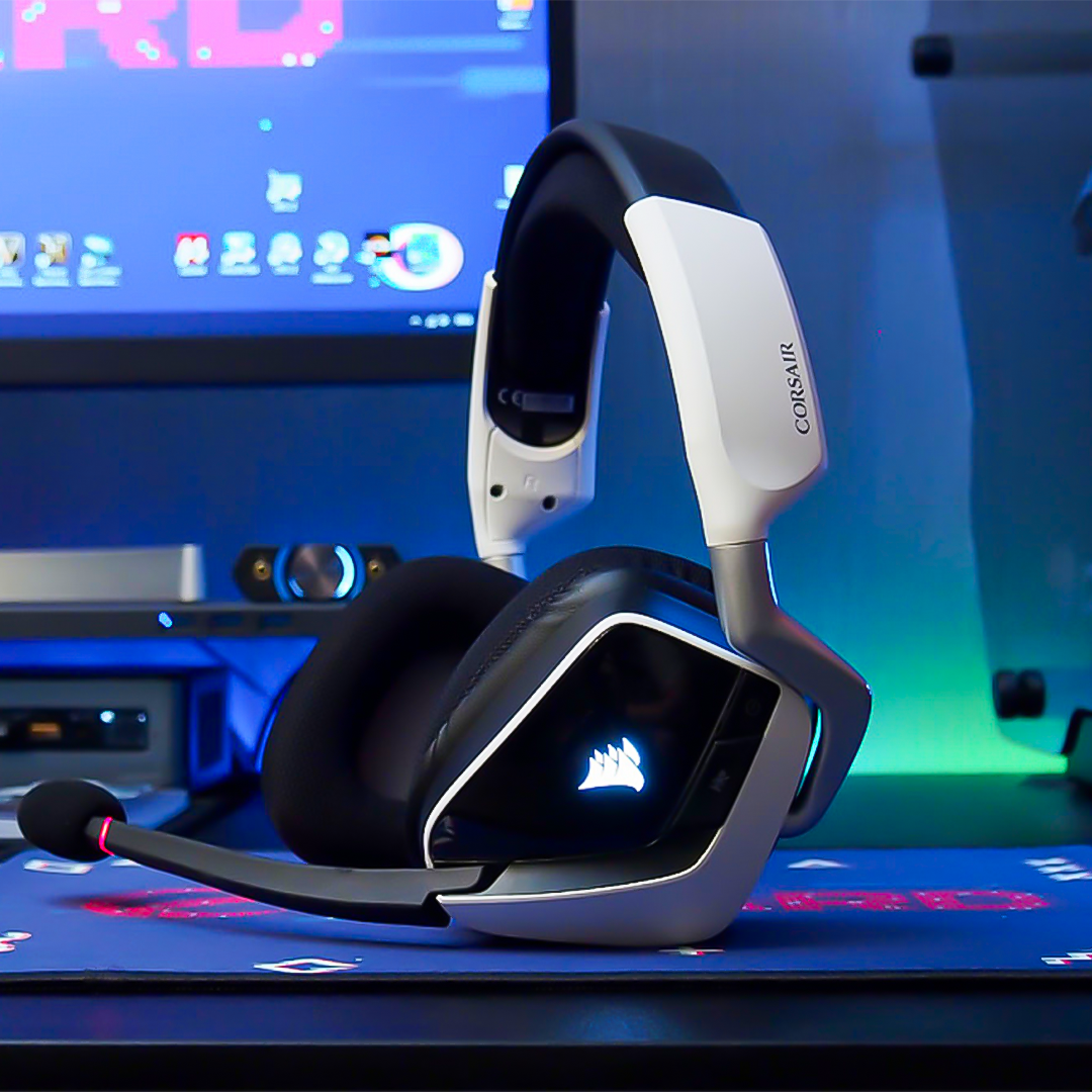 CORSAIR VOID RGB ELITE Wireless Gaming Headset - White