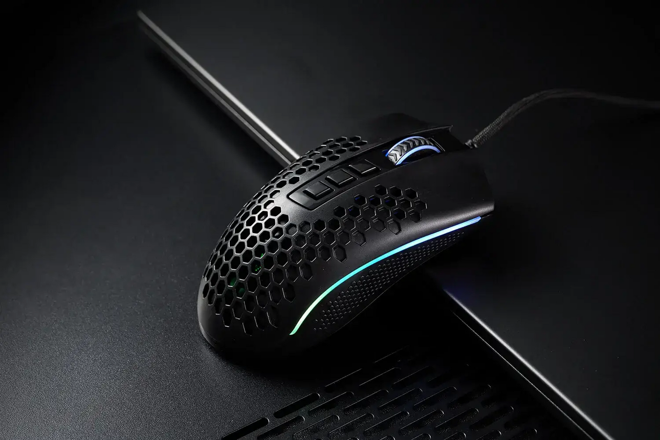 Redragon M808 Storm Lightweight RGB Gaming Mouse – image 10