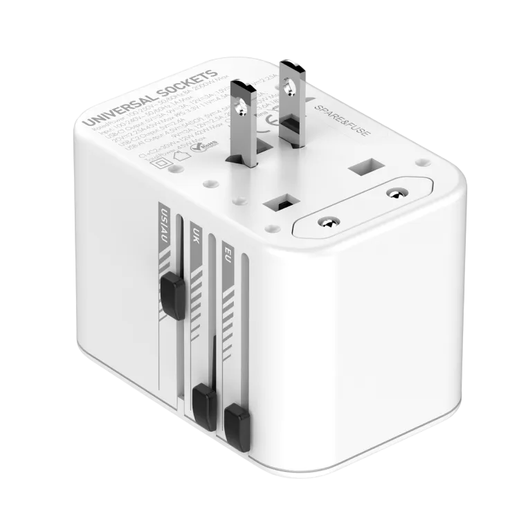 LDNIO Z8 GaN Universal Travel Adapter 45W 3 USB Ports – image 2