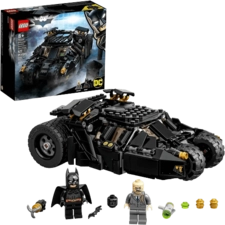 LEGO DC Batman Batmobile Tumbler Scarecrow Showdown - 422 Pieces