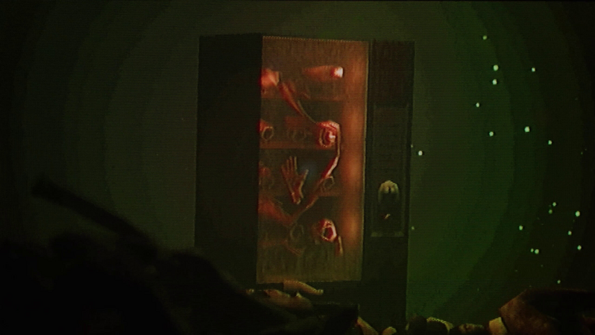 The Fridge is Red – image 13