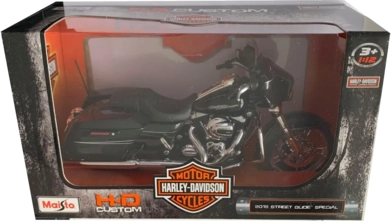 Maisto 2015 Street Glide (1:12) - Diecast H-D Motorcycles - Black